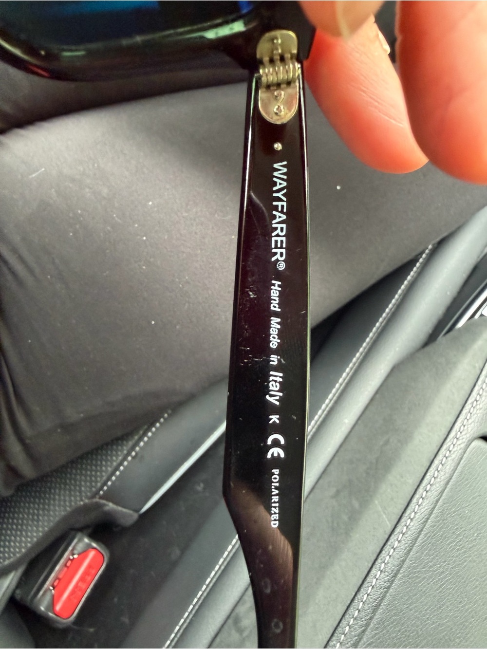 Ray-Ban Classic polarized Wayfarer Black Sunglasses - Picture 3 of 6